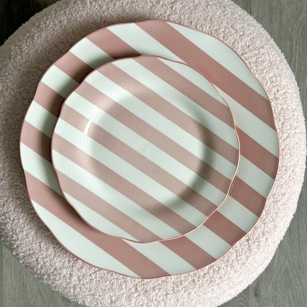 Piatti Piani righe Rosa